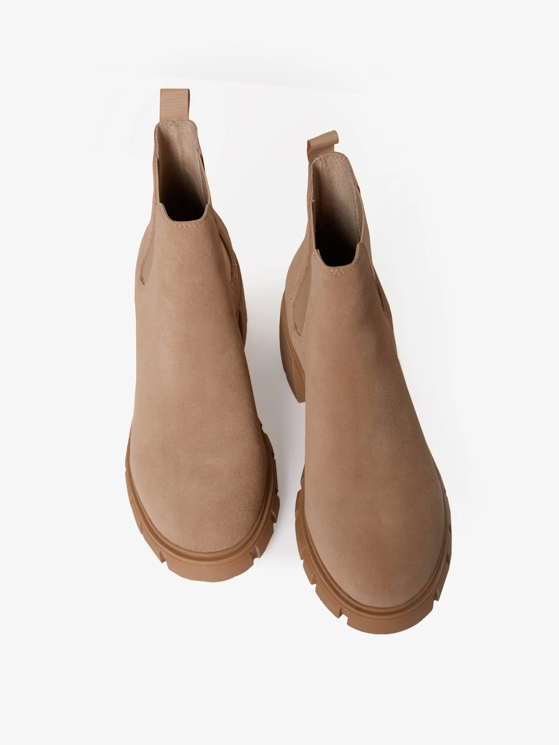 Howler Chelsea Boot