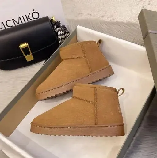 On-trend Winter Warm Plush Fur Suede Snow Boots