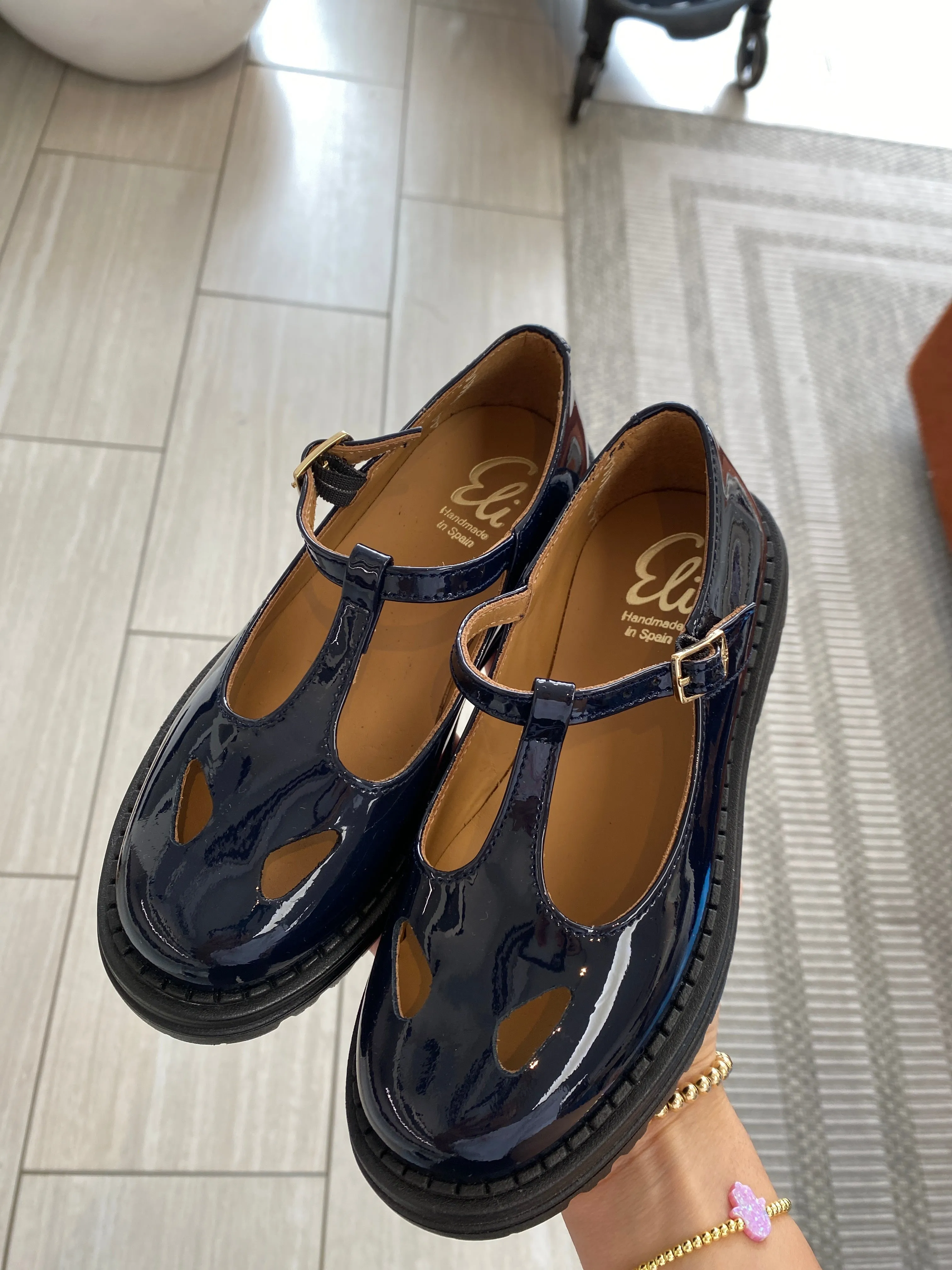Papanatas Navy Patent T Strap