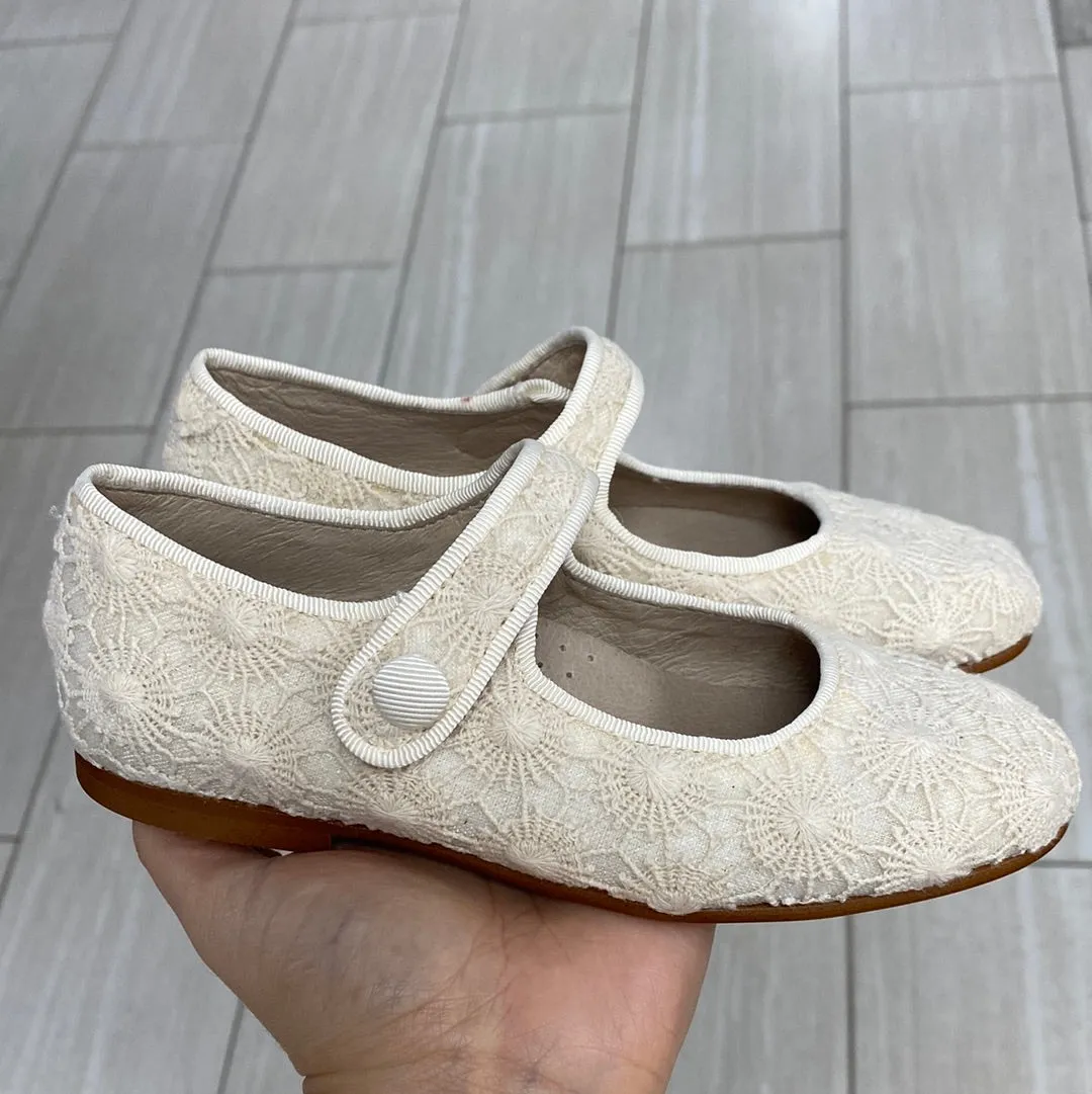 Spain Co Crochet Daisy Mary Jane